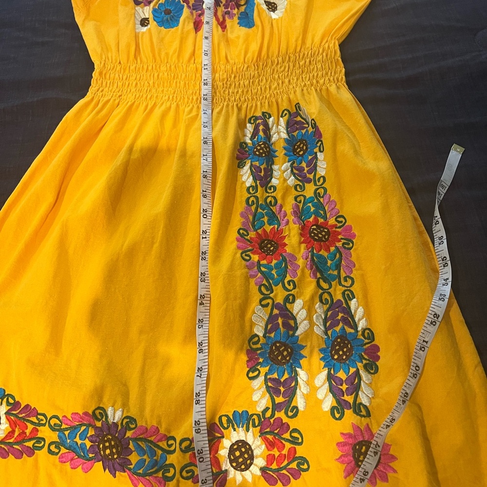 Yellow Mexican theme embroidered flowers Off-Shoulder Puff Sleeve Sundress sz xl - Picture 9 of 11